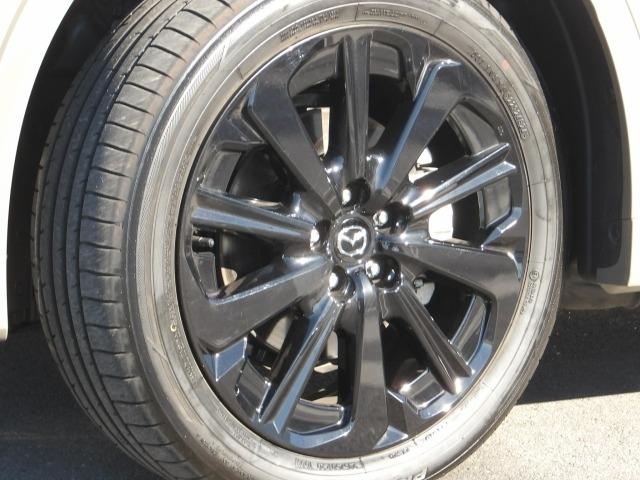 CX-60 XDハイブリッド トレッカー 4WD マツコネナビ 地デジ 360℃ビュー ETC BOSE 20インチアルミ 試乗車 (4枚目)