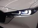 照射範囲を自動でコントロールするハイビームと、より広い範囲を照射するロービームの組み合わせでドライバーの危険認知をサポートしてくれるＡＬＨを装備！