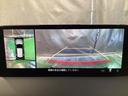 狭い場所での駐車やすれ違いなどでより的確な運転操作に役立つ３６０°ビューモニターが装備されています。