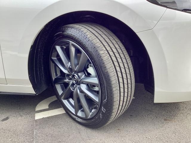 ＭＡＺＤＡ３ファストバック ２．０　２０Ｓ　ツーリング　４ＷＤ　２０Ｓ　ＴＲＧ　ＬＥＤヘッドライト　パワーシート　ＥＴＣ　スマートキー　アダプティブクルーズコントロール　Ｂｌｕｅｔｏｏｔｈ　全周囲カメラ　衝突被害軽減システム　シートヒーター　オートライト（35枚目）