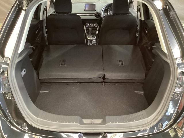 ＭＡＺＤＡ２ １．５　１５Ｓ　スマート　エディション　メモリーナビゲーション　イモビライザー　アイドリングストップ　Ｂｌｕｅｔｏｏｔｈ対応　アドバンスキー　ＬＥＤヘッドランプ　ＡＵＸ　地デジチューナー　ＤＳＣ　サイドエアバック　パーキングセンサー　ＥＴＣ（12枚目）