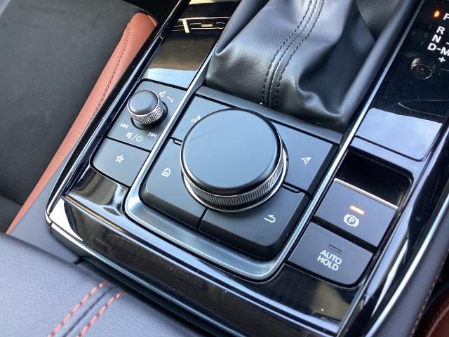 ＣＸ－３０ １．８　ＸＤ　レトロスポーツエディション　ディーゼルターボ　レーダークルーズコントロール　イモビライザー　オートエアコン　地デジ　レーンキープアシスト　Ｂｌｕｅｔｏｏｔｈ　メモリーナビ　スマートキー　横滑り防止装置　オートマチックハイビーム　オートライト（19枚目）
