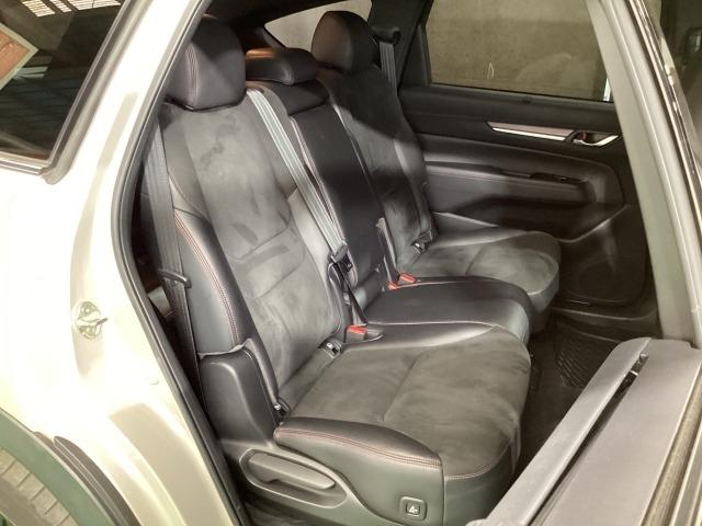 ＣＸ－８ ２．２　ＸＤ　ブラックトーン　エディション　ディーゼルターボ　３６０ビュー　電動リヤゲート　衝突軽減装置　追従クルコン　車線逸脱警報装置　運転席パワーシート　ＬＥＤヘッド　１オーナー　Ｂｌｕｅｔｏｏｔｈ　オートマチックハイビーム　コーナーセンサー　オートライト（10枚目）