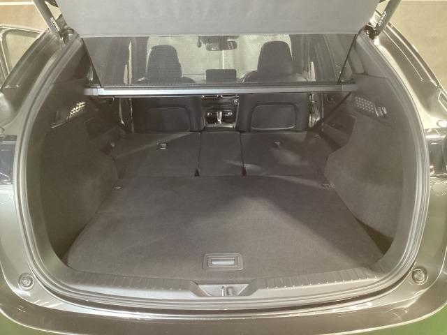 ＣＸ－５ ２．２　ＸＤ　スポーツ　アピアランス　ディーゼルターボ　４Ｗ　３６０度ビュー　ソナー　パワーテールゲート　追従クルコン　ＢＴオーディオ　ＬＥＤライト　本革シート　４ＷＤ　レーンキープ　パワーシート　ドラレコ　シートヒーター　ＥＴＣ　ツインターボ　ＵＳＢ　ナビＴＶ（12枚目）