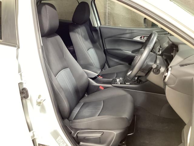 ＣＸ－３ １．５　１５Ｓ　ツーリング　バックカメラ　純正２カメラドライブレコーダー　ｂｌｕｅｔｏｏｔｈ　ＬＥＤライト　ワンオーナー車　ＵＳＢ　オートライト　ドラレコ　バックモニター　ｉ－ｓｔｏｐ　コーナーセンサー　スマートキー　横滑り防止（7枚目）