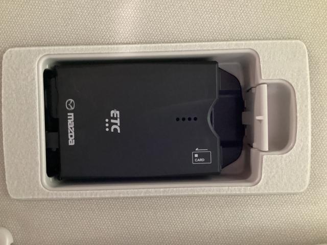 ＣＸ－３ １．５　１５Ｓ　ツーリング　３６０度モニター　前後２カメラドラレコ　カープレイ対応　スマートシティブレーキ　全方位カメラ　ＵＳＢ　エアコン　フルセグ　ＬＥＤヘッドライト　クリアランスソナー　ＥＴＣ車載器　スマートキー　ＤＶＤ再生（22枚目）