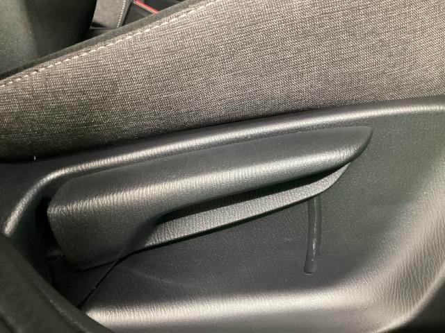 MAZDA2 15BD 4WD 雹害車 シートヒーター 地デジチューナー 360°カメラ アダプティブクルーズコントロール 衝突軽減ブレーキ コーナーセンサー LEDライト Bluetoothオーディオ レーンキープアシスト 4WD(8枚目)