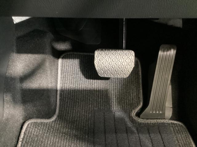 MAZDA2 15BD 4WD 雹害車 シートヒーター 地デジチューナー 360°カメラ アダプティブクルーズコントロール 衝突軽減ブレーキ コーナーセンサー LEDライト Bluetoothオーディオ レーンキープアシスト 4WD(34枚目)