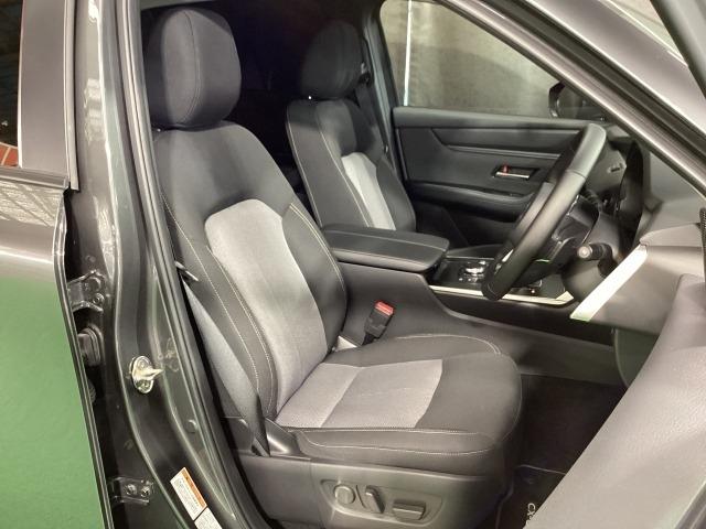 CX-60 3.3 XD Sパッケージ 4WD シグネチャースタイル 360度モニター シートヒーター 携帯充電Qi レーダークルコン 記録簿 USB 地デジ AWD 1オーナー DSC LEDヘッドライト 前後ソナー 盗難防止装置 レーンアシスト(7枚目)