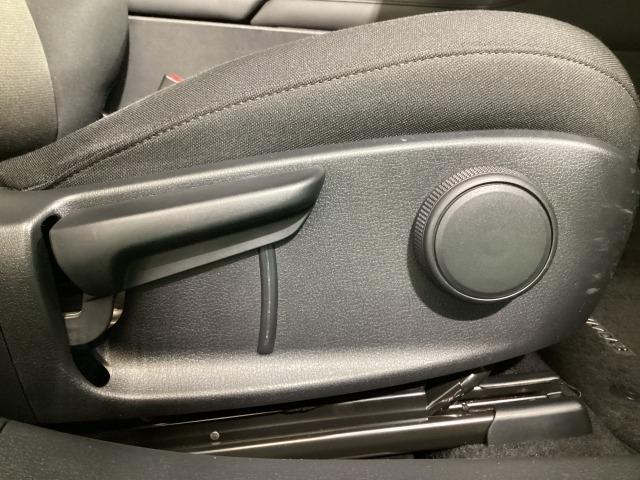 ＭＡＺＤＡ３セダン １．５　１５Ｓ　ツーリング　３６０度モニター　前後２カメラドラレコ　カープレイ対応　車線逸脱警報　３６０°カメラ　レーダークルーズ　スマートブレーキサポート　クリアランスソナー　ミュージックプレイヤー接続可　ＬＥＤヘッド　ＤＶＤ（8枚目）