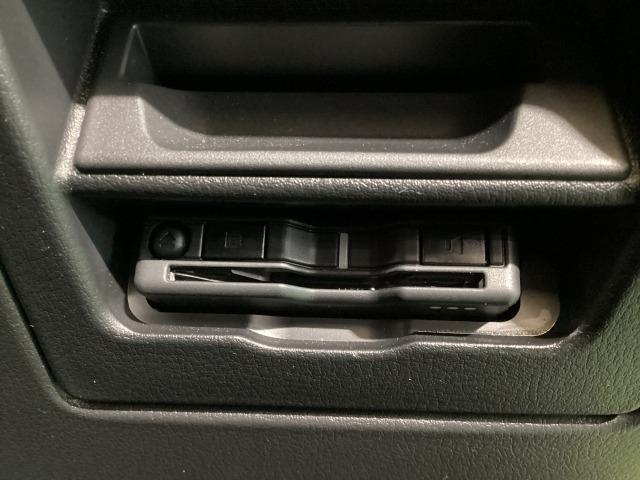 MAZDA3ファストバック 1.5 15S ブラック セレクション 360度モニター 携帯充電Qi カープレイ対応 元当社試乗車 シートヒーター パワーシート フルセグ レーダークルーズコントロール 360度ビューモニター LEDヘッドライト(25枚目)