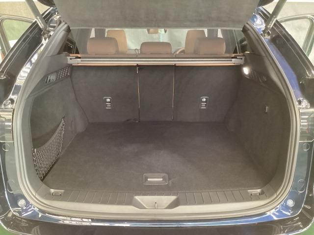 ＣＸ－６０ ＰＨＥＶ　プレミアム　スポーツ　４ＷＤ　パノラマサンルーフ　ＢＯＳＥサウンド　Ｆベンチレーション　３６０度モニター　１オーナー　ＬＥＤ　パノラマサンルーフ　シートエアコン　電動リアゲート　地デジ　ＵＳＢ　ＥＴＣ　４ＷＤ　クリアランスソナー（11枚目）