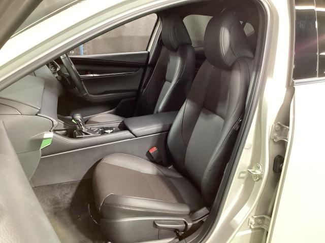 �L�����ׂ����e�͐��ɕx�񂾐U���z���E���^���̗̍p�ɂ��A�̂��ݍ���ł����悤�ȐS�n�悢�t�B�b�g���������I