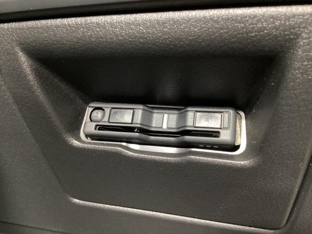 ＭＡＺＤＡ３ファストバック ２．０　２０Ｓ　プロアクティブ　ツーリング　セレクション　全周囲モニタ　レーダークルコン　車線逸脱警報装置　１オーナ　ＥＴＣ車載器　ＬＥＤライト　Ａライト　メモリーナビ　オートハイビーム　エアバッグ　ＡＢＳ　キーフリー　ナビＴＶ　記録簿　電動シート　ＵＳＢ（28枚目）