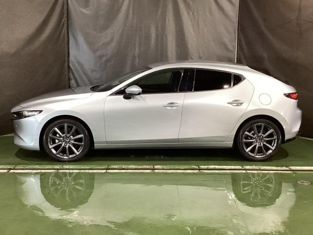 ＭＡＺＤＡ３ファストバック ２．０　２０Ｓ　プロアクティブ　ツーリング　セレクション　全周囲モニタ　レーダークルコン　車線逸脱警報装置　１オーナ　ＥＴＣ車載器　ＬＥＤライト　Ａライト　メモリーナビ　オートハイビーム　エアバッグ　ＡＢＳ　キーフリー　ナビＴＶ　記録簿　電動シート　ＵＳＢ（37枚目）