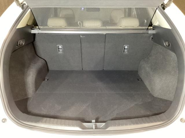 ＣＸ－５ ２．２　ＸＤ　シルク　ベージュ　セレクション　ディーゼルター　衝突軽減装置　フルセグＴＶ　パワーシート　３６０°ビューモニター　ＥＴＣ　車線逸脱警報　シートヒーター　ドラレコ　ＬＥＤ　レーダークルーズ　ターボ　電動リヤゲート　Ｂｌｕｅｔｏｏｔｈオーディオ　地デジ（11枚目）
