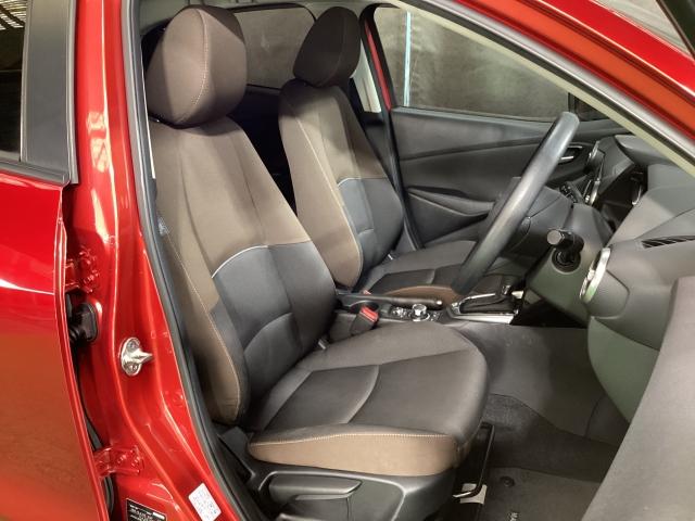 MAZDA2 1.5 15S プロアクティブ スマート エディション 4W アイドリングストップ 全方位カメラ 横滑り防止装置 衝突被害軽減システム スマートキー LEDヘッドランプ シートヒーター 4WD ETC DVD(7枚目)