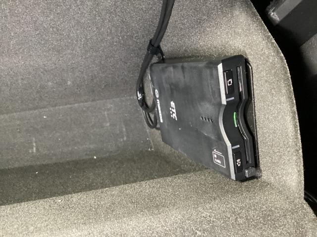 ＣＸ－８ ２．２　ＸＤ　Ｌパッケージ　ディーゼルターボ　４ＷＤ　７人乗り　オートリアゲート　定期点検記録簿　レーンキープ　本革シート　Ｂｌｕｅｔｏｏｔｈ接続　クリアランスソナー　１オーナー　パワーシート　ルーフレール　ＬＥＤヘッドライト　オートハイビーム　ヒーター（28枚目）