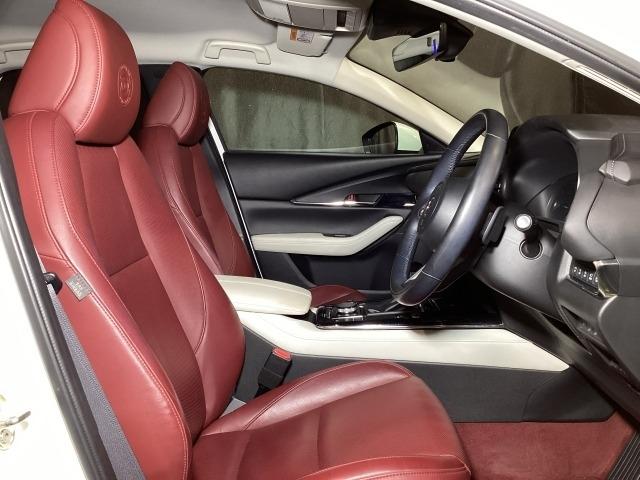 ＣＸ－３０ １．８　ＸＤ　１００周年　特別記念車　ディーゼルターボ　前席シートヒーター　ＬＥＤヘッドライト　ドライブレコーダー　レーダークルーズコントロール　全周囲カメラ　アイドリングストップ　Ｂｌｕｅｔｏｏｔｈ　電動シート　スマートキー　革シート　パワーバックドア（7枚目）