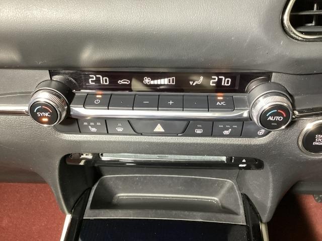 ＣＸ－３０ １．８　ＸＤ　１００周年　特別記念車　ディーゼルターボ　前席シートヒーター　ＬＥＤヘッドライト　ドライブレコーダー　レーダークルーズコントロール　全周囲カメラ　アイドリングストップ　Ｂｌｕｅｔｏｏｔｈ　電動シート　スマートキー　革シート　パワーバックドア（21枚目）