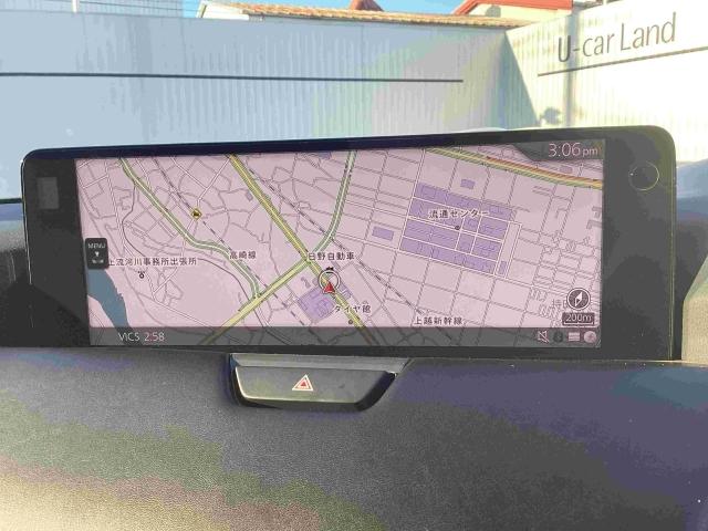 ＣＸ－８０ ３．３　ＸＤハイブリッド　エクスクルーシブ　スポーツ　ディー　当社試乗車　レーダークルーズ　デモアップ　クリアランスソナー　パワーシート　３列シート　シートヒーター　オートマチックハイビーム　衝突被害軽減システム　４ＷＤ　ワンオーナー　革シート　オートライト（3枚目）