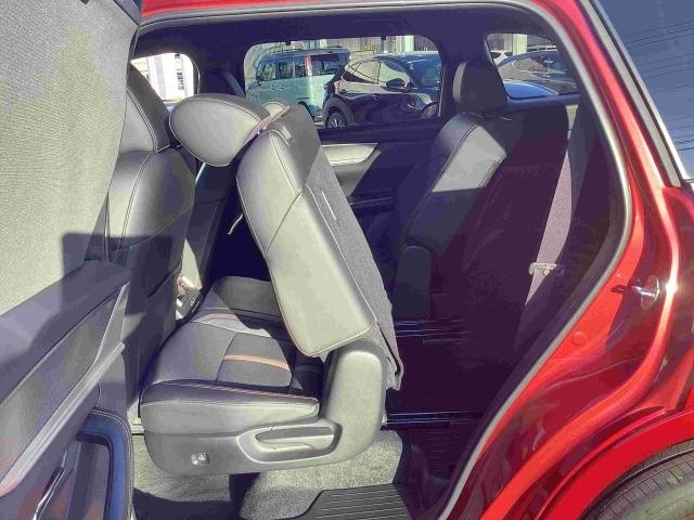 ＣＸ－８０ ３．３　ＸＤハイブリッド　エクスクルーシブ　スポーツ　ディー　当社試乗車　レーダークルーズ　デモアップ　クリアランスソナー　パワーシート　３列シート　シートヒーター　オートマチックハイビーム　衝突被害軽減システム　４ＷＤ　ワンオーナー　革シート　オートライト（33枚目）