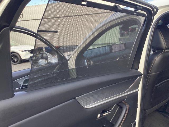 ＣＸ－８０ ３．３　ＸＤ　エクスクルーシブ　モード　ディーゼルターボ　当社試乗車　ＬＥＤヘッドランプ　オートマチックハイビーム　オートライト　電動シート　全周囲カメラ　革シート　３列シート　シートヒーター　ＥＴＣ　スマートブレーキサポート　レーダークルーズ（22枚目）