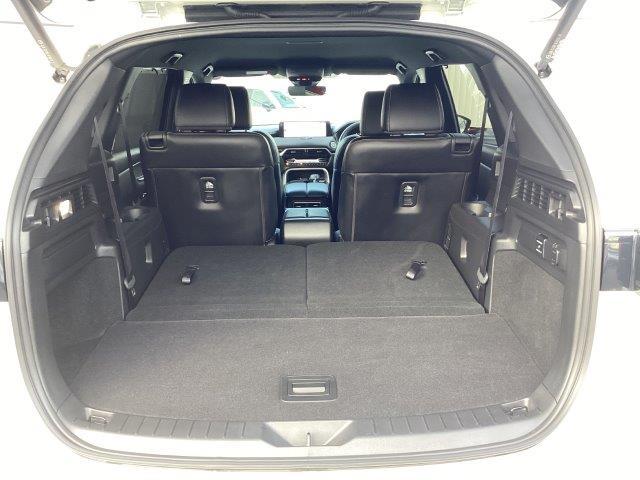ＣＸ－８０ ３．３　ＸＤ　エクスクルーシブ　モード　ディーゼルターボ　当社試乗車　ＬＥＤヘッドランプ　オートマチックハイビーム　オートライト　電動シート　全周囲カメラ　革シート　３列シート　シートヒーター　ＥＴＣ　スマートブレーキサポート　レーダークルーズ（32枚目）