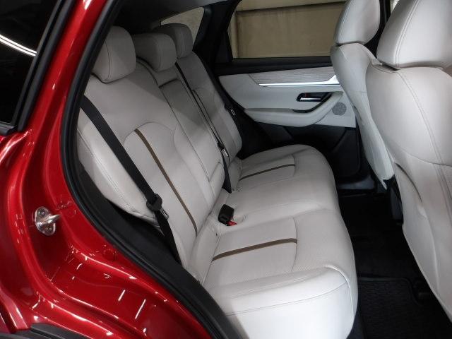 ＣＸ－６０ ３．３　ＸＤ　エクスクルーシブ　モード　ディーゼルターボ　４　当社下取り　ワンオーナー　衝突軽減　ＬＥＤ　ＴＶ　フルセグＴＶ　パワーシート　ＵＳＢ　ＥＴＣ　ワンオーナ　スマートキー　クリアランスソナー　レザーシート　盗難防止装置　４ＷＤ　シートヒーター　キーレス（11枚目）