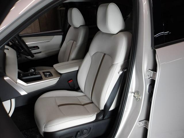 �L�����ׂ����e�͐��ɕx�񂾐U���z���E���^���̗̍p�ɂ��A�̂��ݍ���ł����悤�ȐS�n�悢�t�B�b�g���������I