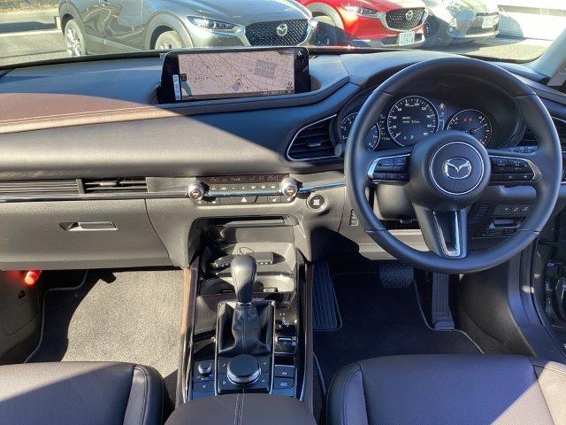 ＣＸ－３０ ２．０　２０Ｓ　ツーリング　ブラックレザーｐｋｇ　当社試乗車　衝突軽減ブレーキ　クリアランスソナー　フルセグＴＶ　レーダークルーズ　パワーシート　オートライト　オートマチックハイビーム　ＬＥＤヘッドランプ　シートヒーター　ＥＴＣ（2枚目）