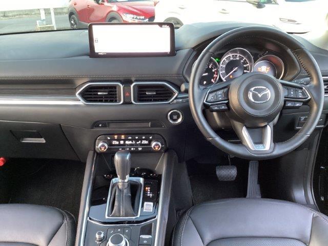 ＣＸ－５ ２．５　２５Ｓ　Ｌパッケージ　ワンオーナー　ＡＡＣ　ＥＴＣ付き　Ｐセンサー　盗難防止装置　地デジ　レーンアシスト　アドバンストキー　１オーナー　オートライト　ＬＥＤヘッドライト　黒革シート　ミュージックプレイヤー接続可　エアバッグ（2枚目）