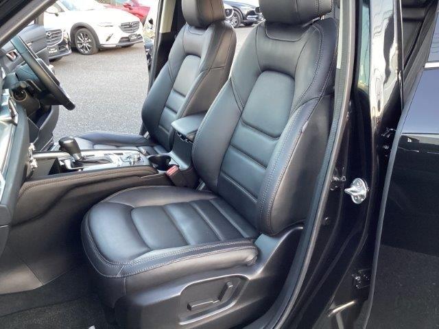 ＣＸ－５ ２．５　２５Ｓ　Ｌパッケージ　ワンオーナー　ＡＡＣ　ＥＴＣ付き　Ｐセンサー　盗難防止装置　地デジ　レーンアシスト　アドバンストキー　１オーナー　オートライト　ＬＥＤヘッドライト　黒革シート　ミュージックプレイヤー接続可　エアバッグ（29枚目）