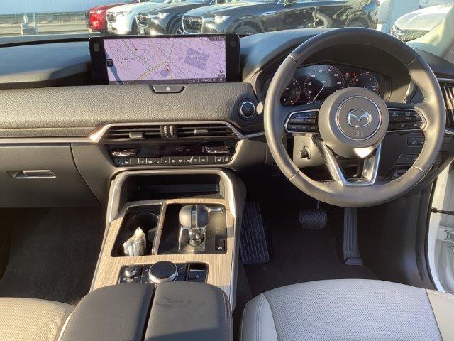 ＣＸ－８０ ３．３　ＸＤ　Ｌパッケージ　ディーゼルターボ　当社試乗車　デモカーＵＰ　レーンアシスト　フルセグＴＶ　電動リアゲート　レザーシート　全周囲カメラ　パワーシート　スマートキー　アイドリングストップ　オートライト　アダプティブクルーズコントロール（2枚目）