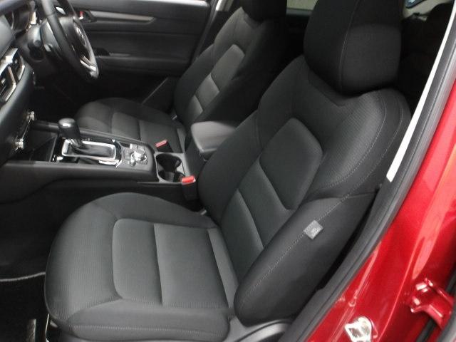 ＣＸ－５ ２．２　ＸＤ　プロアクティブ　ディーゼルターボ　４ＷＤ　当社下取り　ワンオーナー　アラウンドヴューモニター　衝突軽減ブレ－キ　ＰＷシート　１オーナー　アダプティブクルーズ　ＵＳＢ接続　レーンキープ　フルセグテレビ　ＢＴオーディオ　アイドリングストップ（10枚目）