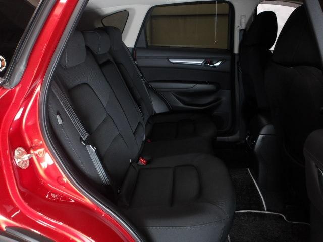 ＣＸ－５ ２．２　ＸＤ　プロアクティブ　ディーゼルターボ　４ＷＤ　当社下取り　ワンオーナー　アラウンドヴューモニター　衝突軽減ブレ－キ　ＰＷシート　１オーナー　アダプティブクルーズ　ＵＳＢ接続　レーンキープ　フルセグテレビ　ＢＴオーディオ　アイドリングストップ（11枚目）