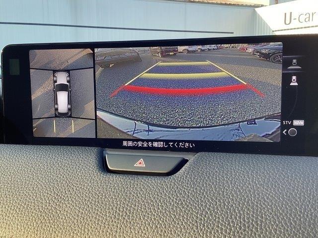 �y�R�U�O�x���j�^�[�z�N���}�̑O�㍶�E�ɔ������J���������p���A�g�b�v�r���[�E�t�����g�r���[�E���A�r���[�E���E�T�C�h�r���[�̉f�����Z���^�[�f�B�X�v���C�ɕ\�����A�m�F���Â炢�G���A�̈��S�m�F���T�|�[�g�I