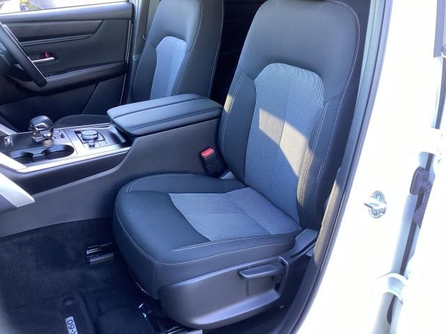 ＣＸ－６０ ３．３　ＸＤ　ＳＰ　ディーゼルターボ　１２．３インチセンターディスプレイ　３６０°ビューモニター　ＥＴＣ　車線逸脱警報システム　レーンキープアシスト　カープレイ対応付　クリアランスソナー　デモアップ　３６０°カメラ　Ｂｌｕｅｔｏｏｔｈ接続（9枚目）