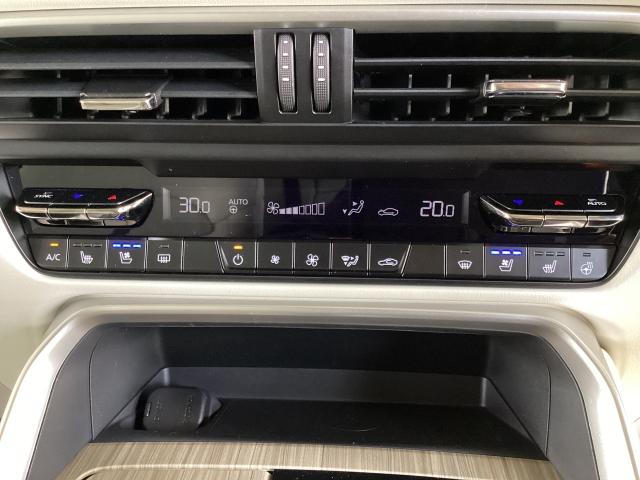 ＣＸ－６０ ２．５　ＰＨＥＶ　エクスクルーシブ　モダン　４ＷＤ　当社デモアップ　アダプティブクルーズコントロール　シートヒーター　衝突被害軽減システム　オートマチックハイビーム　オートライト　電動リアゲート　コーナーセンサー　スマートキー　レザーシート　電動シート（20枚目）