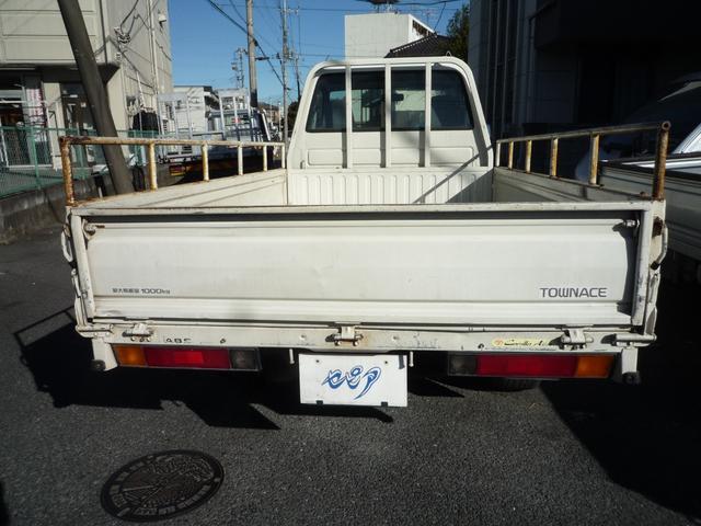 タウンエーストラック 　ロングＤＸ　オートマ　１．８マンＫＭ　３人乗り（6枚目）