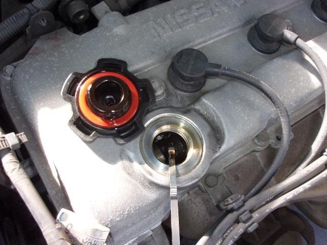 キャラバン ロングＤＸ　５ＭＴ車　ワンオーナー　記録簿２８枚　前後バンパーラプターライナー塗装　両側スライドドア　６人乗り　タイミングチェーン　集中ドアロック　ＡＣ　エアバク　ＰＳ　ＰＷ　積載１２００ｋｇ（9枚目）