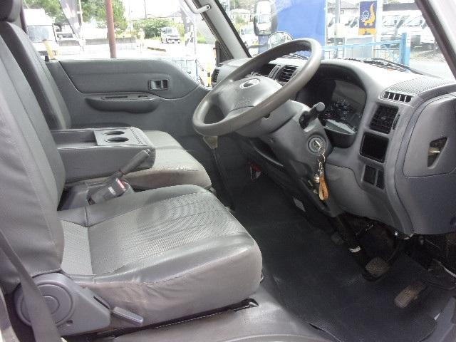 MAZDA BRAWNY VAN LONG DX