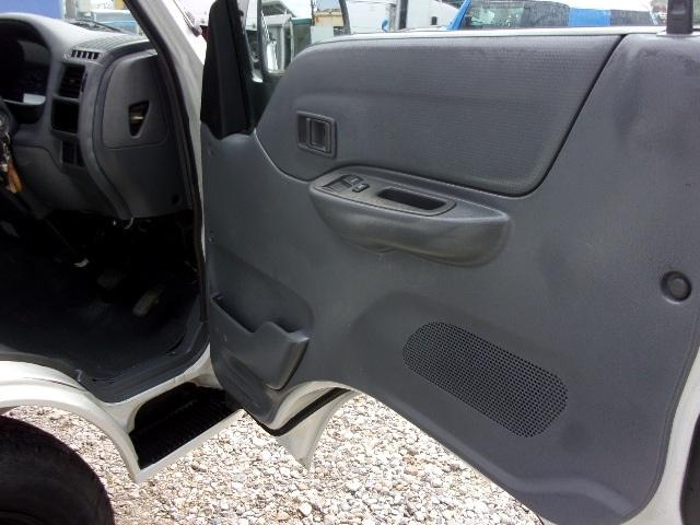 MAZDA BRAWNY VAN LONG DX