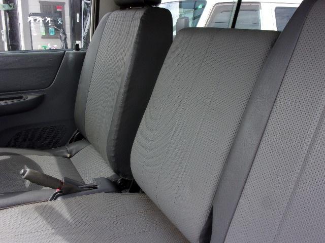 MAZDA BRAWNY VAN LONG DX