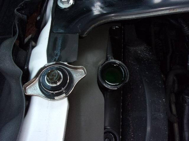 ブローニィバン 前後同タイヤ リアシングルタイヤ AT 5ドア 6人乗り フォグランプ HDDナビ ETC プライバシーガラス AC Wエアバック ABS PS PW 積載1250kg(9枚目)