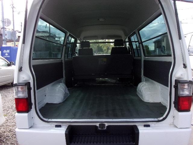 ブローニィバン 前後同タイヤ リアシングルタイヤ AT 5ドア 6人乗り フォグランプ HDDナビ ETC プライバシーガラス AC Wエアバック ABS PS PW 積載1250kg(12枚目)