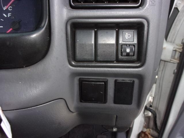 ブローニィバン 前後同タイヤ リアシングルタイヤ AT 5ドア 6人乗り フォグランプ HDDナビ ETC プライバシーガラス AC Wエアバック ABS PS PW 積載1250kg(39枚目)