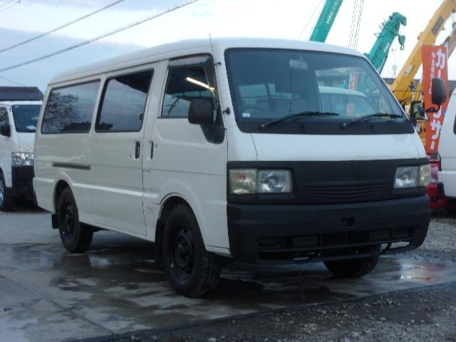 ブローニィバン ロングＤＸ　前後同タイヤ　リアシングルタイヤ　前後バンパーラプター塗装　５ドア　６人　ＡＴ　タイヤ４本新品　ＥＴＣ　プライバシーガラス　荷室ハンガーバー付　集中ドア　ＡＣ　エアバック　ＰＳ　ＰＷ　積載１２５０ｋｇ（6枚目）