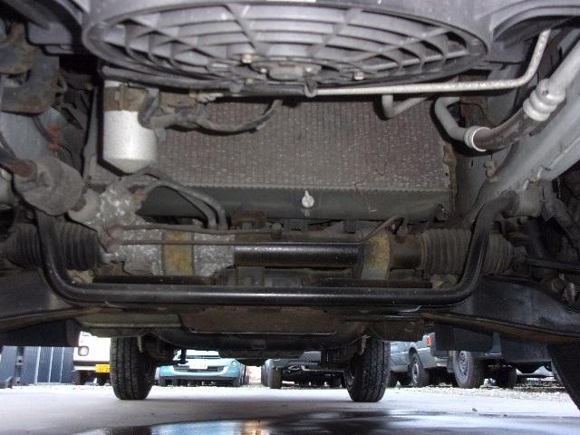 ブローニィバン ロングＤＸ　前後同タイヤ　リアシングルタイヤ　前後バンパーラプター塗装　５ドア　６人　ＡＴ　タイヤ４本新品　ＥＴＣ　プライバシーガラス　荷室ハンガーバー付　集中ドア　ＡＣ　エアバック　ＰＳ　ＰＷ　積載１２５０ｋｇ（42枚目）