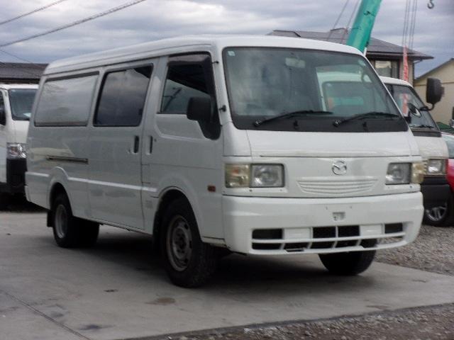 ブローニィバン ロングＤＸ　平床　荷室アオリ付　タイミングベルト交換済　ＡＴ　５Ｄ　６人乗り　リアサイドパネル付　ＡＣ　エアバック　運転席助手席のみ集中ドア　エアバック　ＰＳ　ＰＷ　積載１２５０ｋｇ（8枚目）